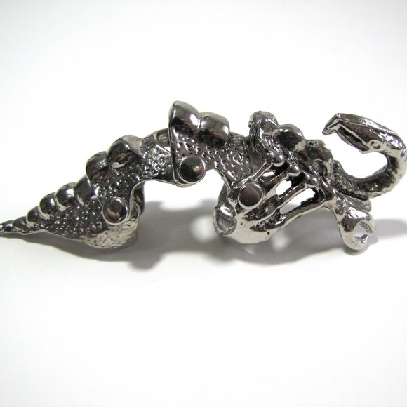 9 Silver Scorpion Snake Armor Ring - Picture 6 of 7